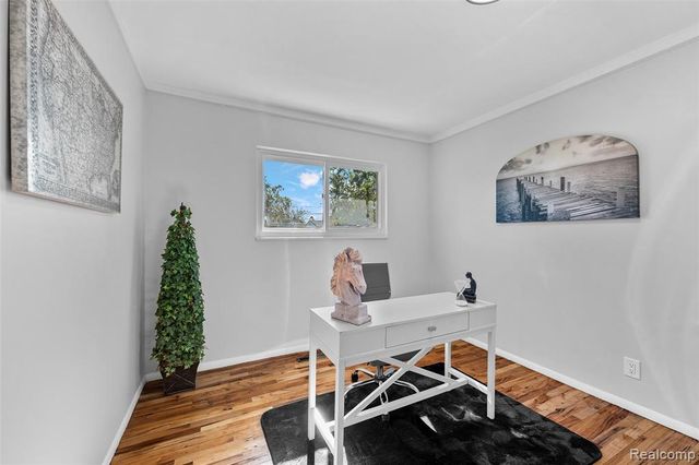 2268 Serra Drive, Sterling Heights, MI 48310