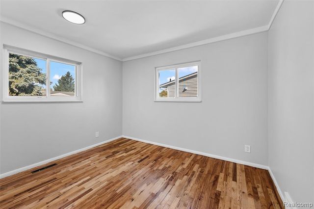 2268 Serra Drive, Sterling Heights, MI 48310