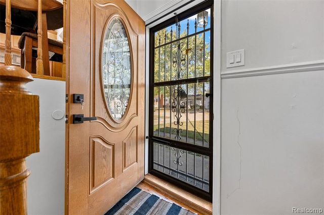 2268 Serra Drive, Sterling Heights, MI 48310