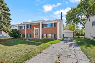 2268 Serra Drive, Sterling Heights, MI 48310