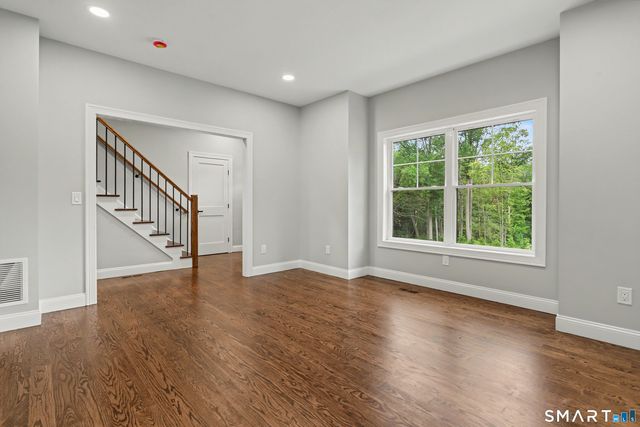 18 Timberlane Trail, Trumbull, CT 06611