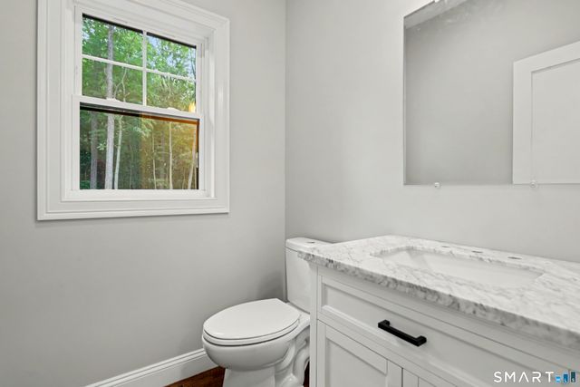 18 Timberlane Trail, Trumbull, CT 06611