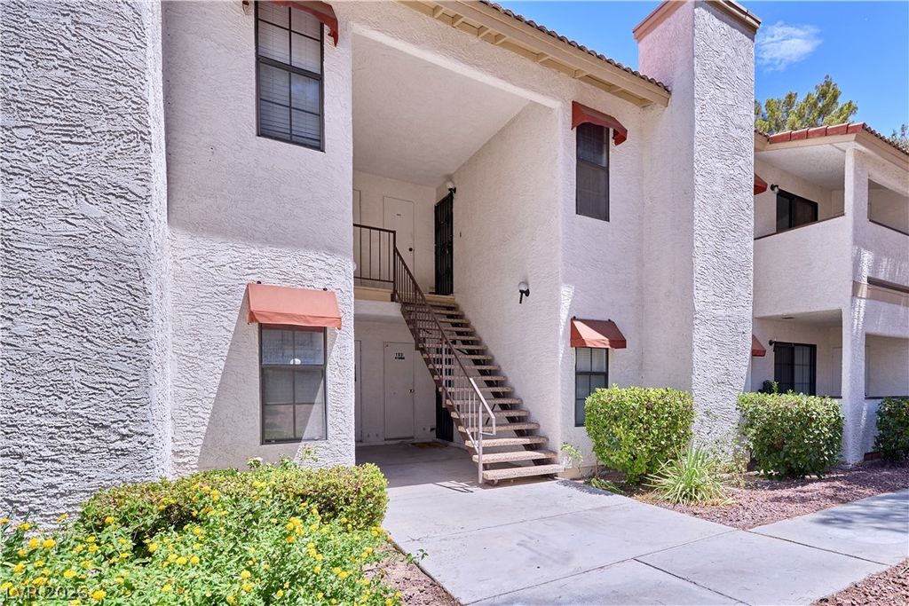 6659 West Tropicana Avenue 203, Las Vegas, NV 89103