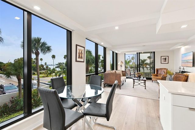 707 S GULFSTREAM AVENUE 207, Sarasota, FL 34236