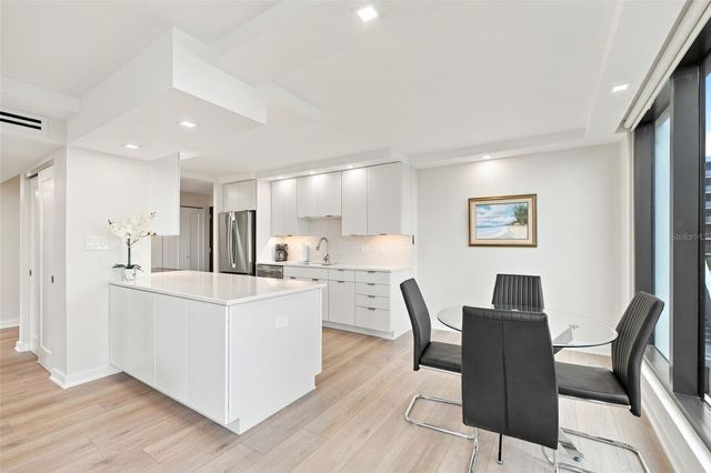 707 S GULFSTREAM AVENUE 207, Sarasota, FL 34236