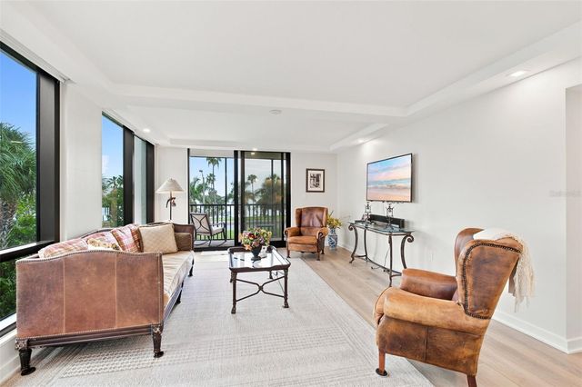 707 S GULFSTREAM AVENUE 207, Sarasota, FL 34236