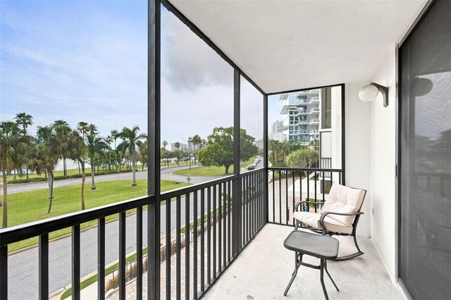 707 S GULFSTREAM AVENUE 207, Sarasota, FL 34236