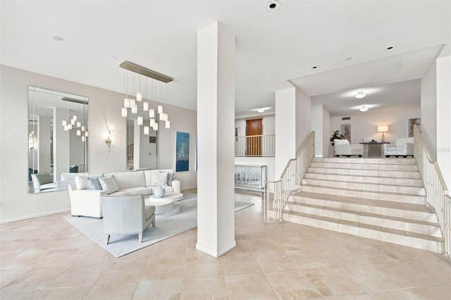 707 S GULFSTREAM AVENUE 207, Sarasota, FL 34236