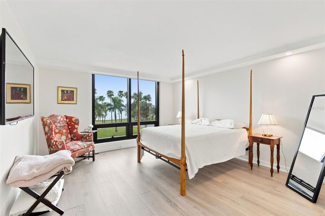 707 S GULFSTREAM AVENUE 207, Sarasota, FL 34236