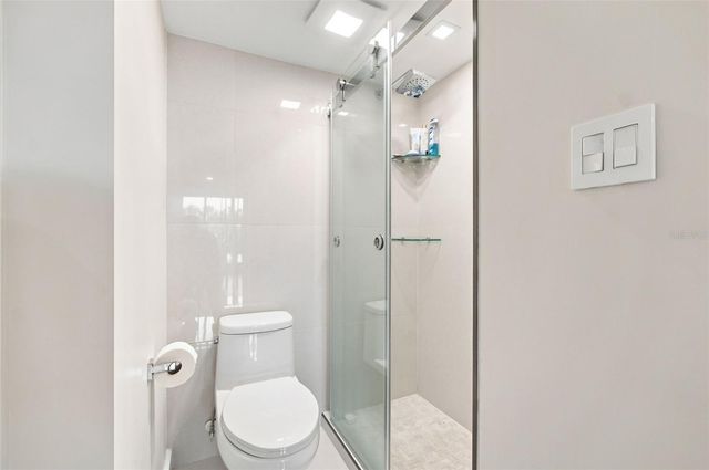 707 S GULFSTREAM AVENUE 207, Sarasota, FL 34236