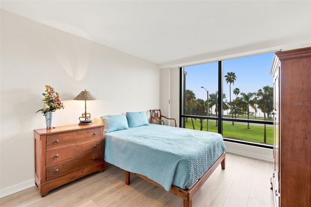 707 S GULFSTREAM AVENUE 207, Sarasota, FL 34236
