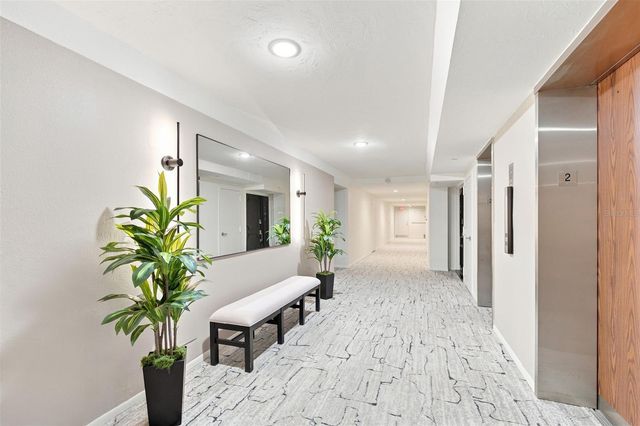 707 S GULFSTREAM AVENUE 207, Sarasota, FL 34236