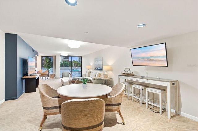707 S GULFSTREAM AVENUE 207, Sarasota, FL 34236
