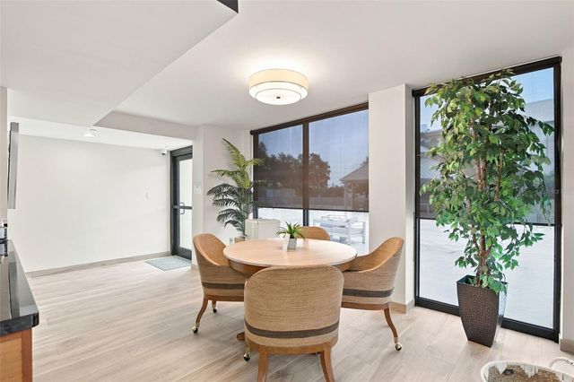 707 S GULFSTREAM AVENUE 207, Sarasota, FL 34236