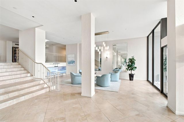 707 S GULFSTREAM AVENUE 207, Sarasota, FL 34236