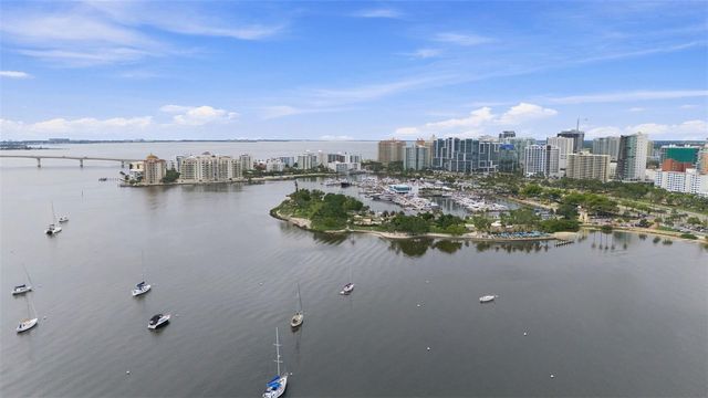 707 S GULFSTREAM AVENUE 207, Sarasota, FL 34236