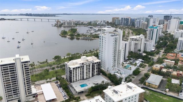 707 S GULFSTREAM AVENUE 207, Sarasota, FL 34236