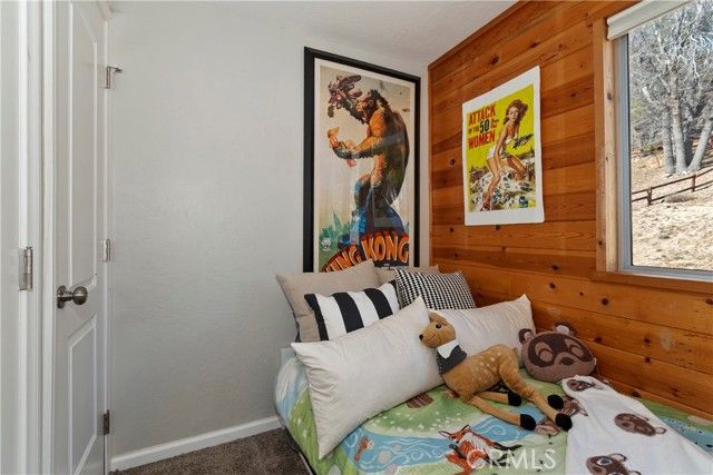 39676 Oakglen, Fawnskin, CA 92333