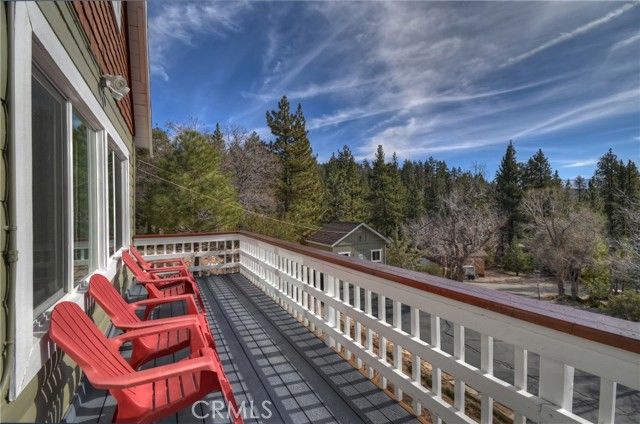 39676 Oakglen, Fawnskin, CA 92333