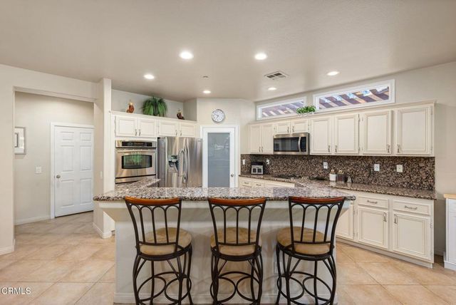 850 Ventana, Palm Springs, CA 92262