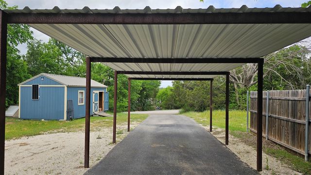 820 Ports O Call Drive, Granbury, TX 76048