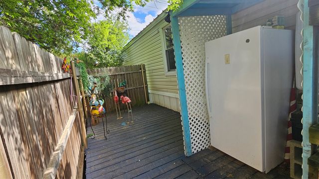 820 Ports O Call Drive, Granbury, TX 76048
