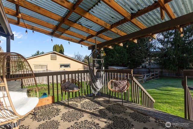 20911 66th Avenue NE, Arlington, WA 98223