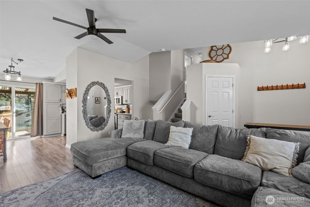 20911 66th Avenue NE, Arlington, WA 98223