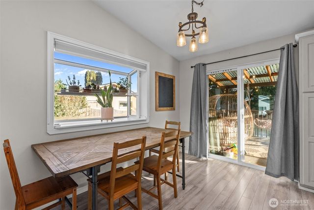 20911 66th Avenue NE, Arlington, WA 98223