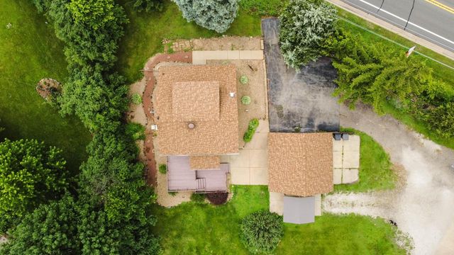 N8420 Highway 67, Elkhorn, WI 53121