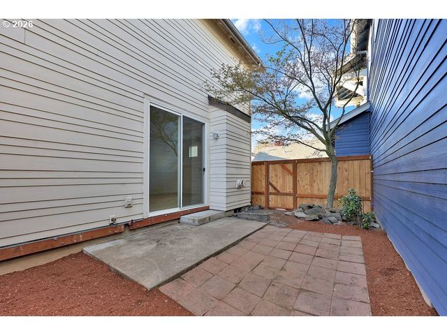 1651 HAMLET Ln, Eugene, OR 97402