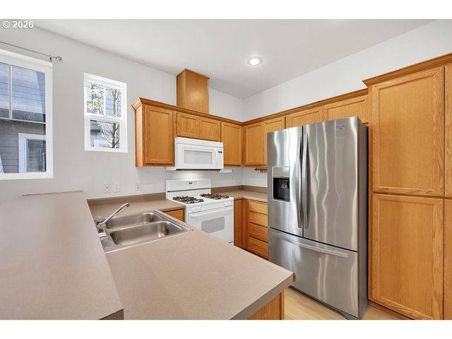 1651 HAMLET Ln, Eugene, OR 97402