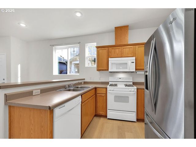 1651 HAMLET Ln, Eugene, OR 97402