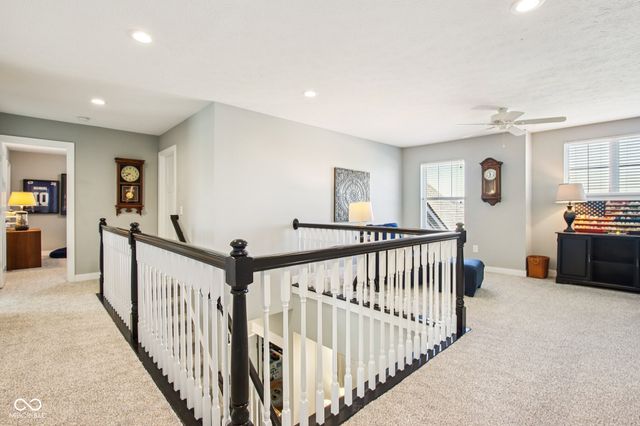 2498 Stonehaven Way, Avon, IN 46123