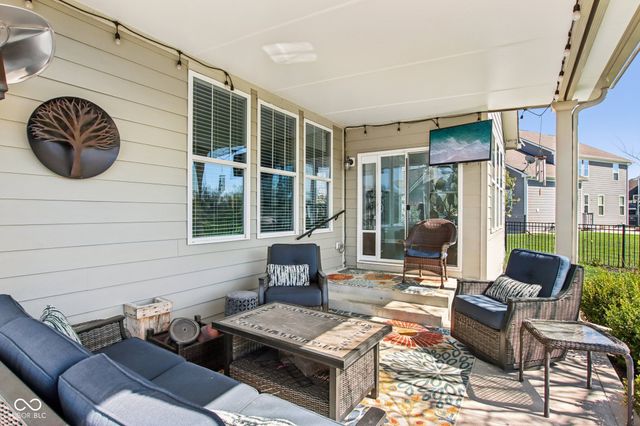 2498 Stonehaven Way, Avon, IN 46123