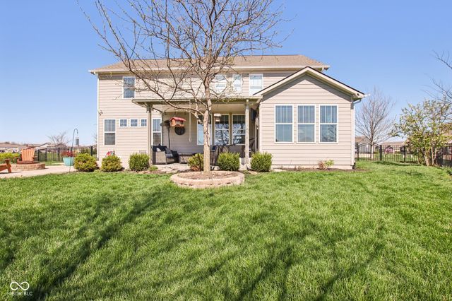 2498 Stonehaven Way, Avon, IN 46123