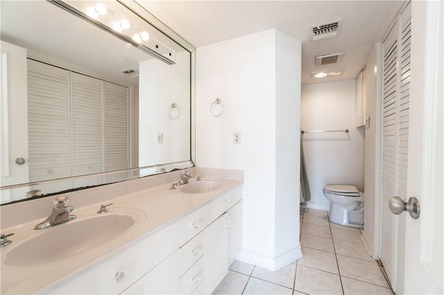 4242 Gulfbreeze Blvd 206, Corpus Christi, TX 78402