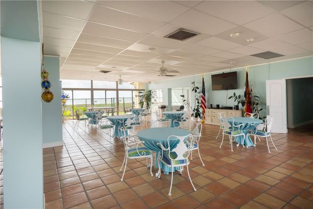 4242 Gulfbreeze Blvd 206, Corpus Christi, TX 78402