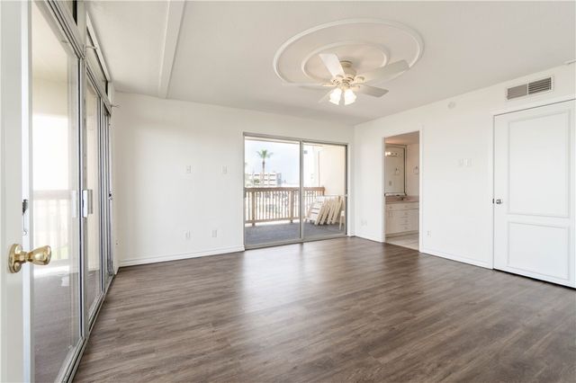 4242 Gulfbreeze Blvd 206, Corpus Christi, TX 78402