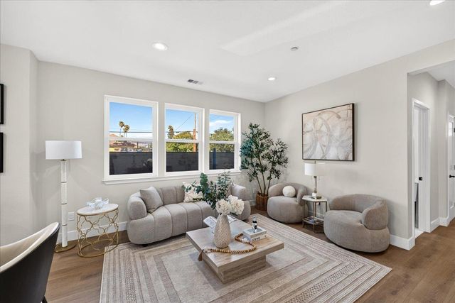 885 Connie Lane, San Jose, CA 95122