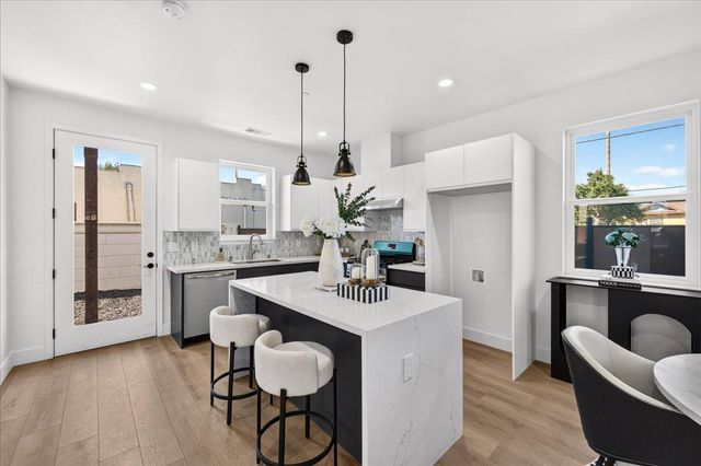885 Connie Lane, San Jose, CA 95122