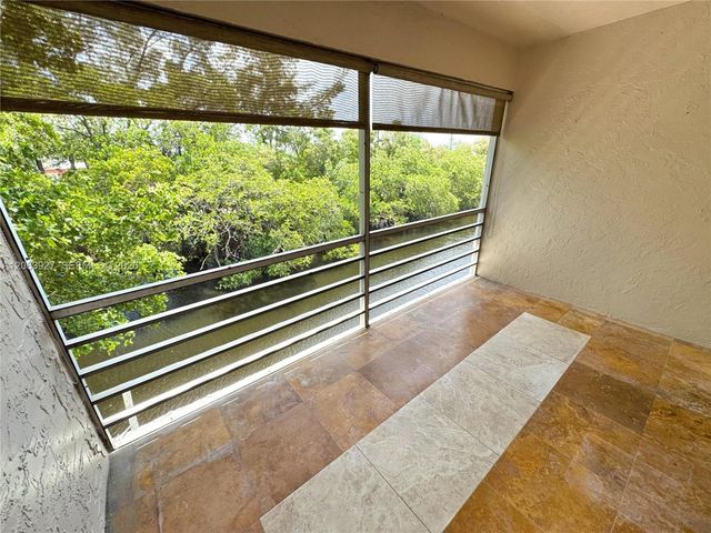 1400 NE 57th Street 308, Fort Lauderdale, FL 33334