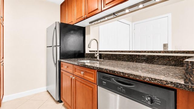 11901 4TH STREET N 3105, St Petersburg, FL 33716