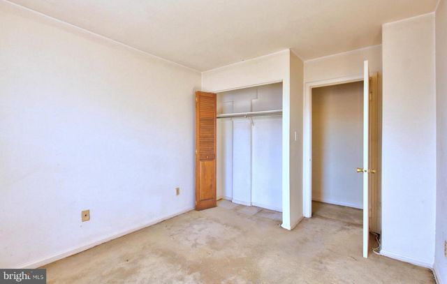 7856 LAKECREST DR, Greenbelt, MD 20770