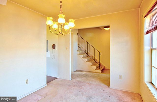 7856 LAKECREST DR, Greenbelt, MD 20770