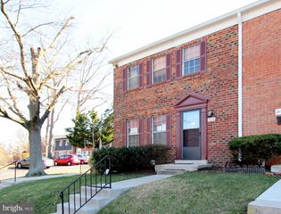 7856 LAKECREST DR, Greenbelt, MD 20770