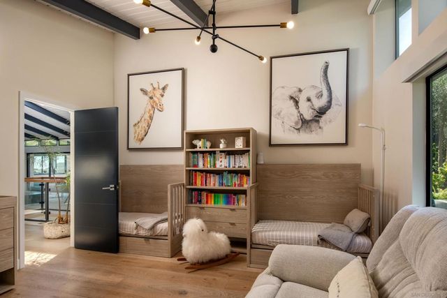 5780 Rutgers Road, La Jolla, CA 92037