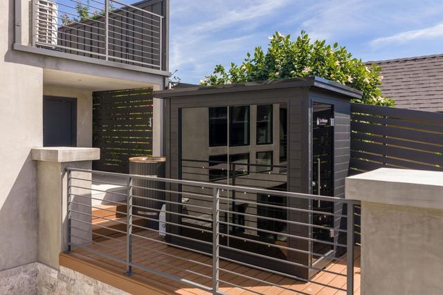 5780 Rutgers Road, La Jolla, CA 92037