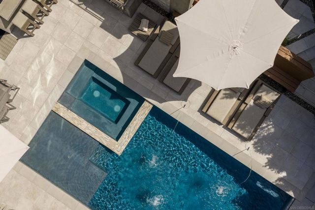 5780 Rutgers Road, La Jolla, CA 92037