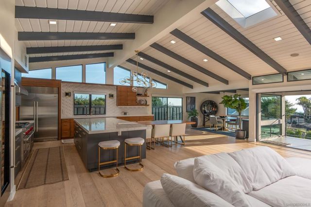 5780 Rutgers Road, La Jolla, CA 92037